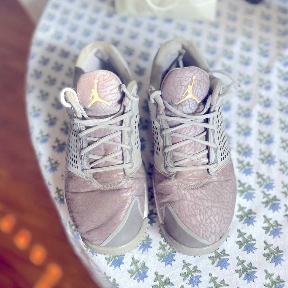 Jordan Golf Shoes View 3